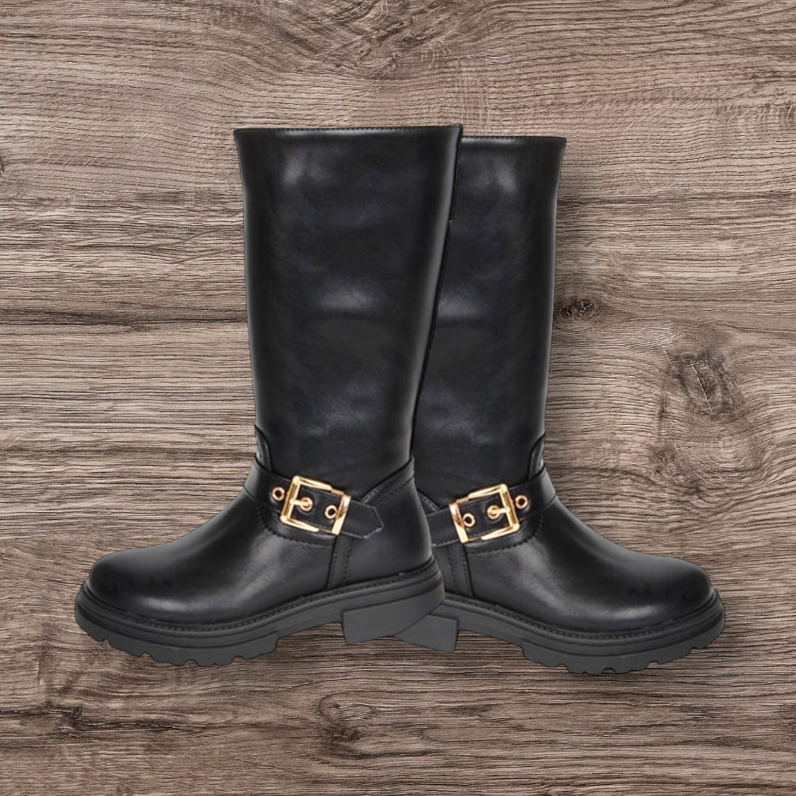 Ψηλή μπότα με χρήση αγκράφα￼