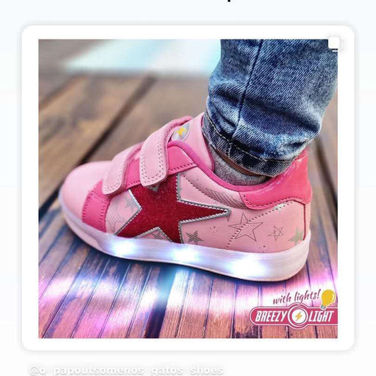 Breezy light spoet shoes