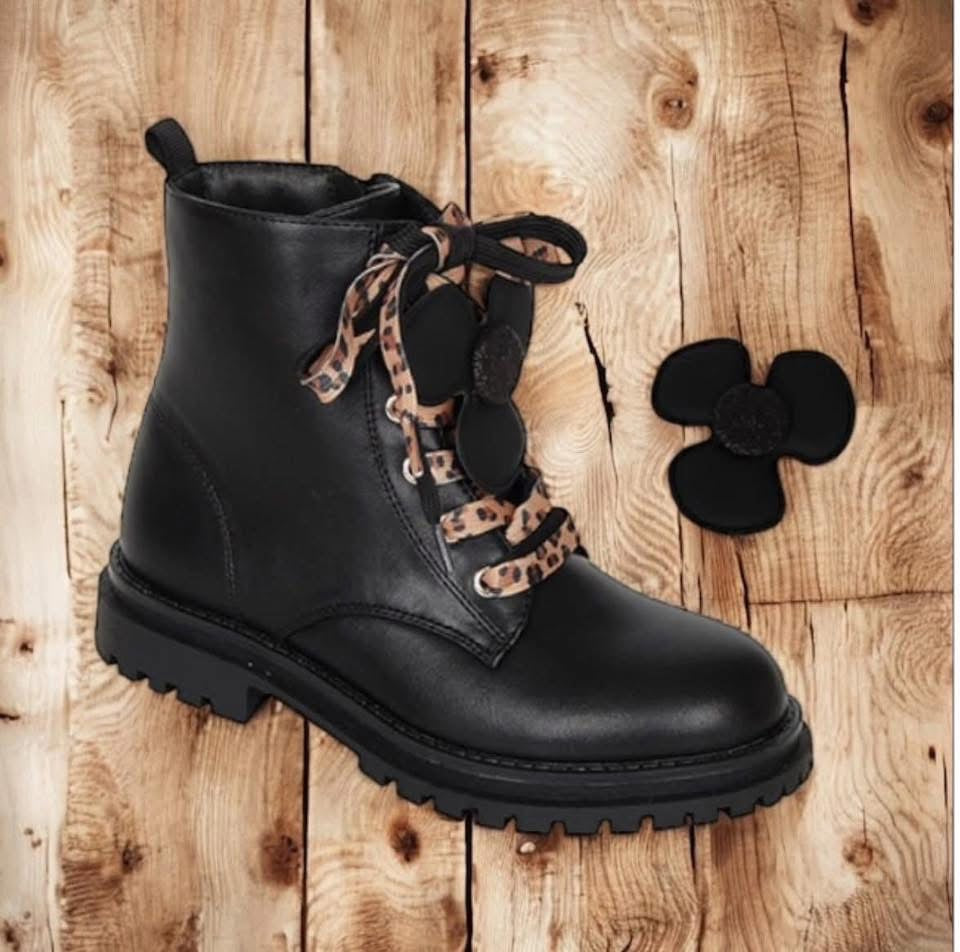 Μπότακι με φερμουάρ και διπλό κορδόνι