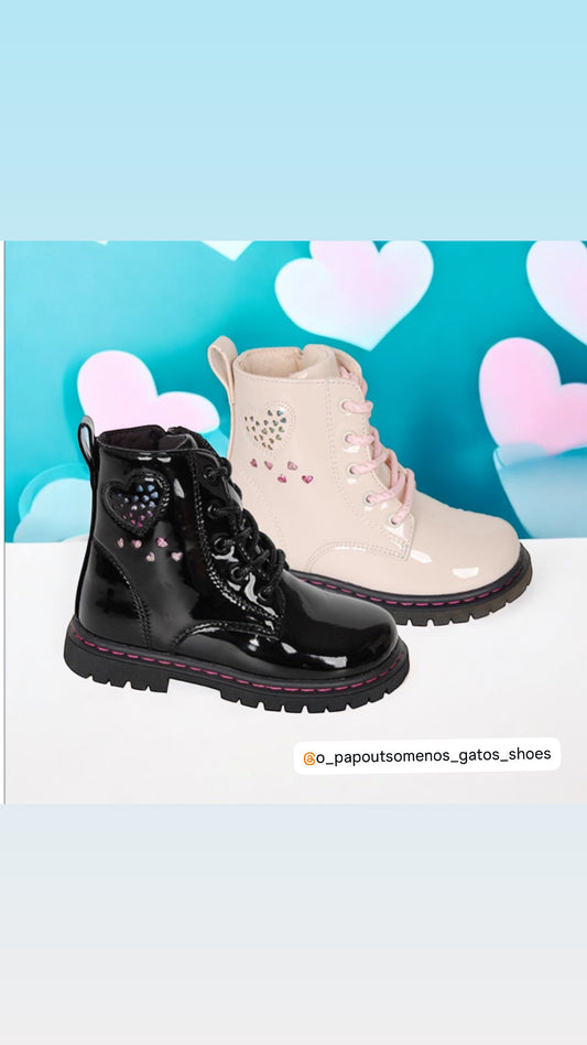 Μποτάκι με κορδόνι και φερμουάρ￼