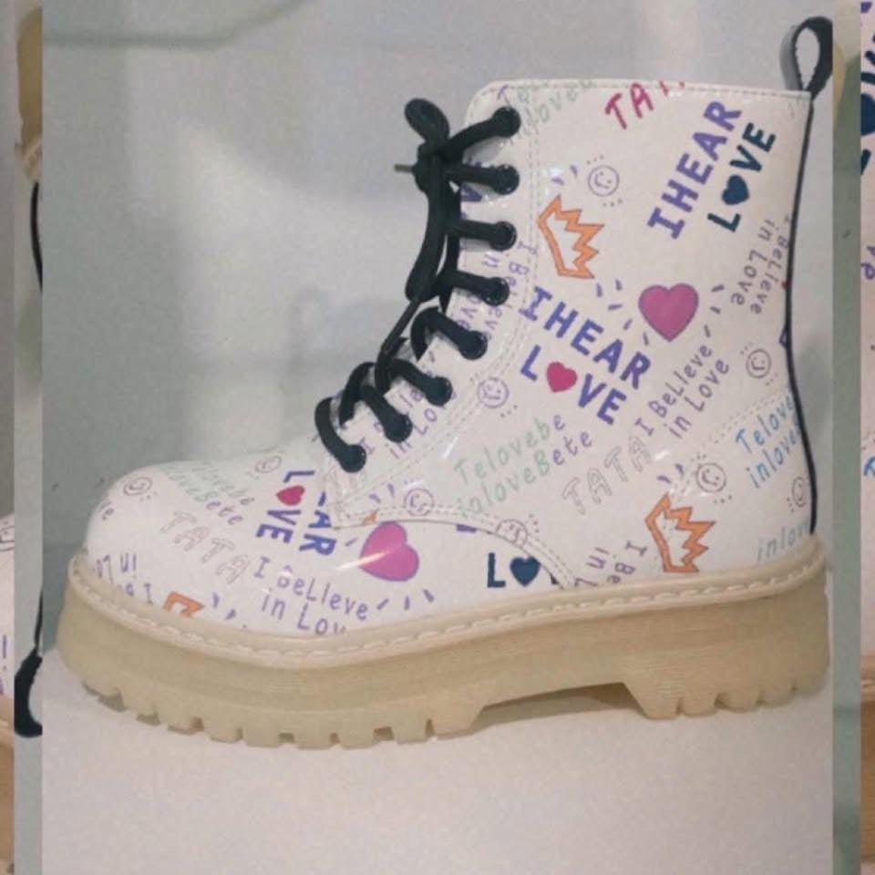 Μποτάκι με επένδυση Φλις με κορδόνι και φερμουάρ￼